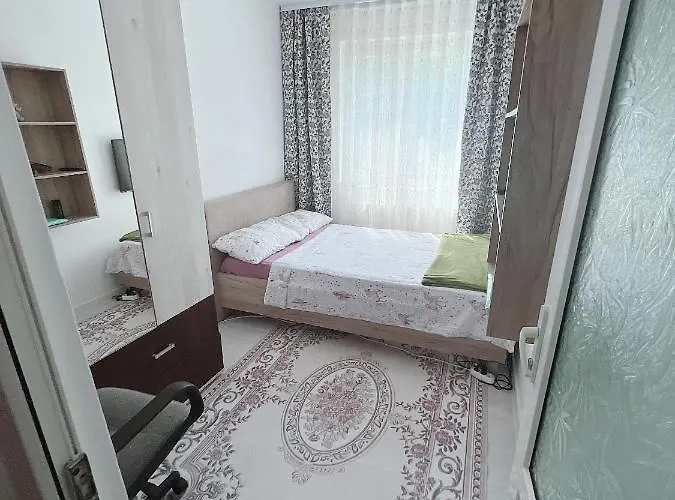 Sat Vacanta * コンスタンツァ